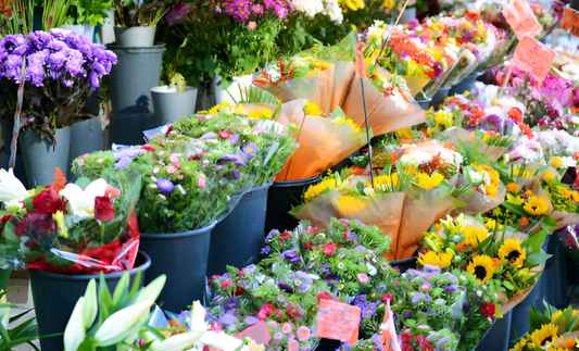 Why Choose a Trusted Downtown Dubai Florist for Your Flower Gifts?