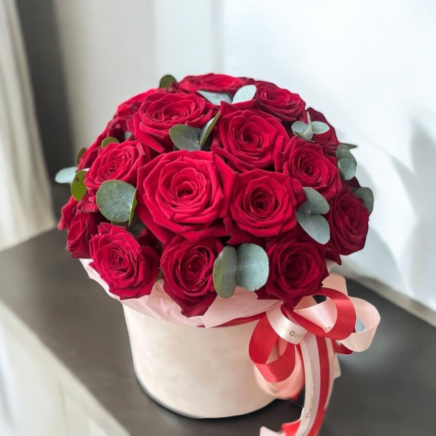 HEART OF ROSES